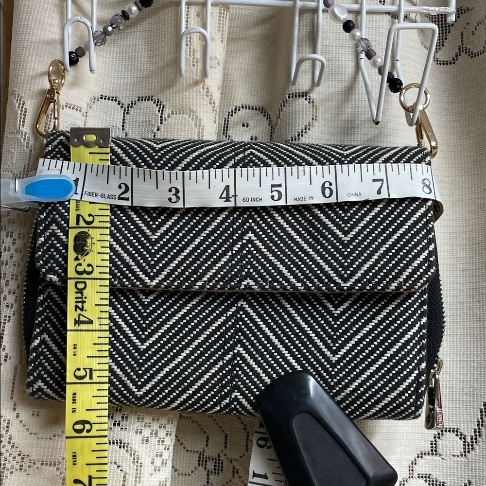 Jewel Thirty-One Chevron Pattern Black & White Wristlet Clutch with Beaded Strap - Picture 7 of 7